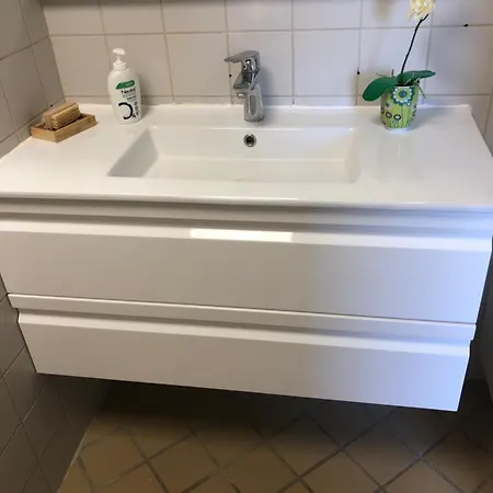 Lango, Apartment